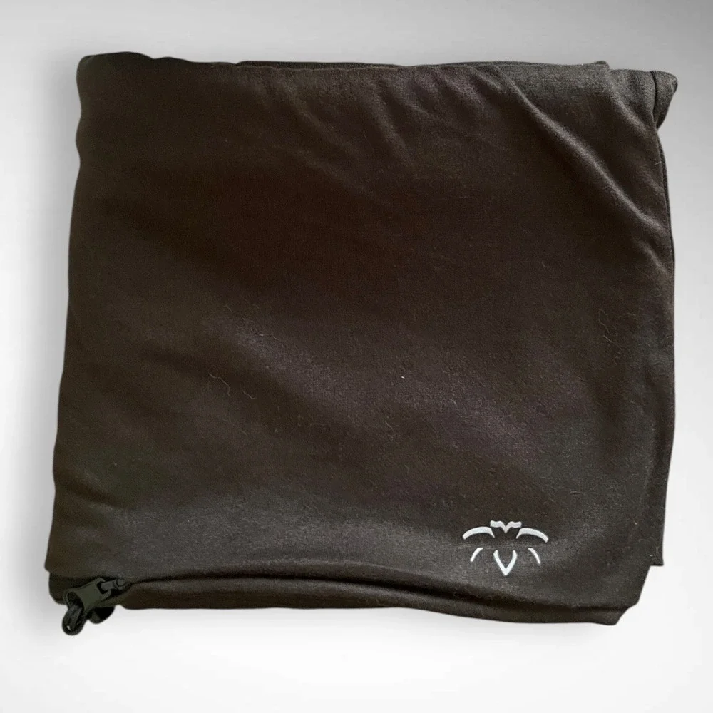 BEYOND YOGA Black Infinity Scarf With Zipper Pocket‎ NWOT